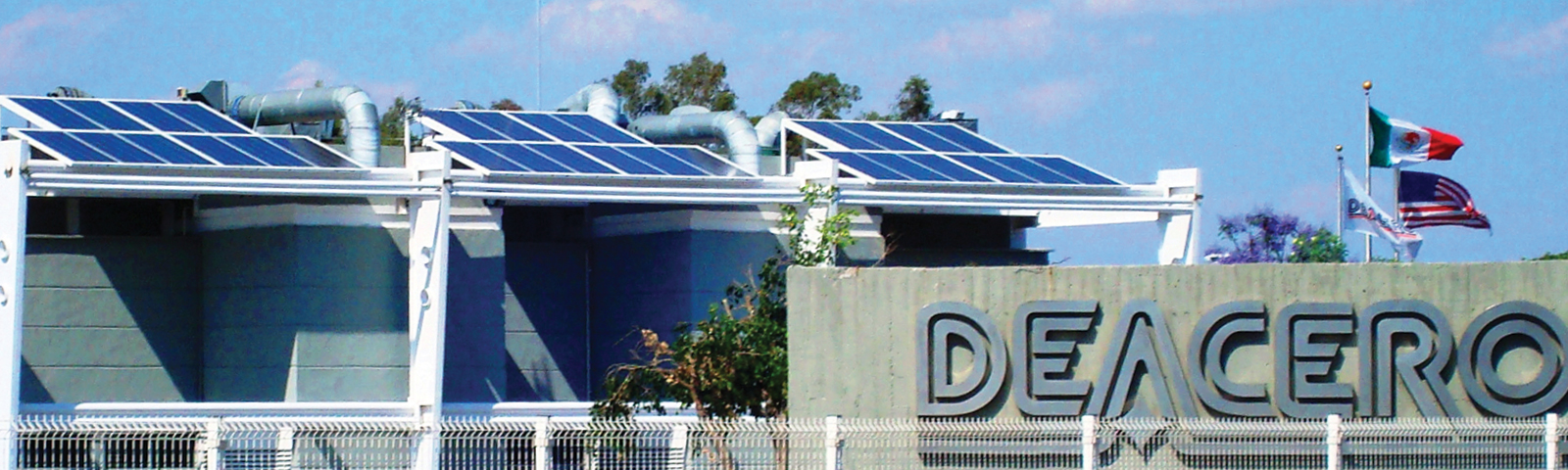 <div class='media-slider'>



        <div class='media-slider__description'>



          <h4>De Acero</h4>



          <p>Proyecto energía eléctrica solar oficinas, 25 kW en



            interconexión a red de CFE. Celaya 2010.<span> Imágenes 100% Originales Casolar ®</span></p>



          </div>



          <div class='media-slider__image'>



            <img src='http://www.casolar.com.mx/wp-content/themes/casolar/img/casolar__logo--deacero.jpg'>



          </div>



        </div>
